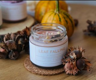 Nálam még mindig tombolnak az őszi illatok, bár fejben már készülök a karácsonyi kollekcióval. Egyik nagyszerű őszi...